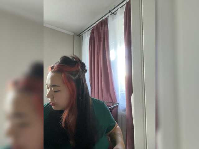 Allysuc live cam on BongaCams