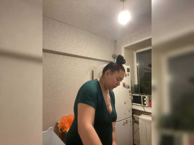 Allysuc live cam on BongaCams