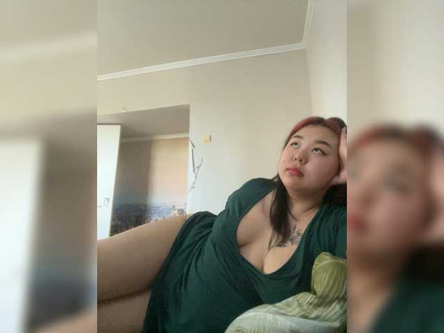 Allysuc live cam on BongaCams