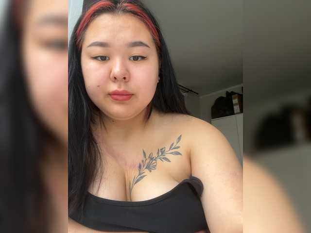 Allysuc live cam on BongaCams