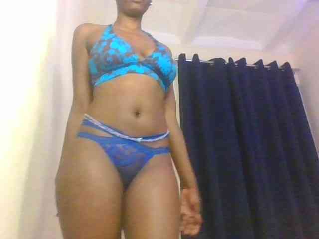 Prettymarir webcam