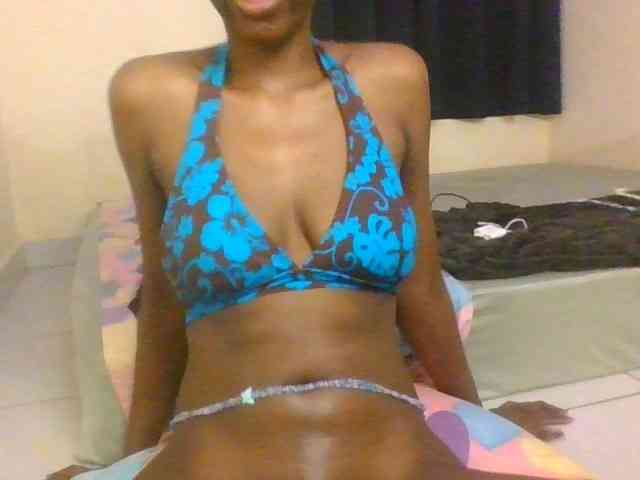 Prettymarir webcam