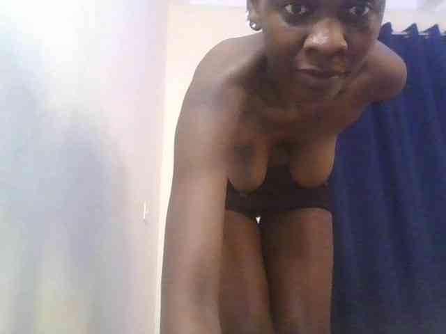 Prettymarir webcam