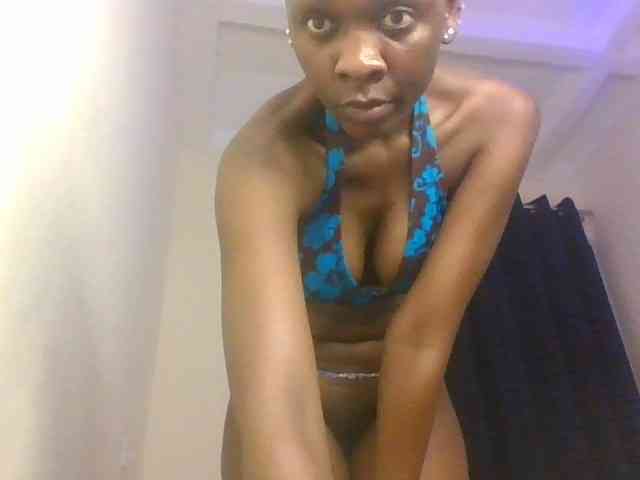 Prettymarir webcam