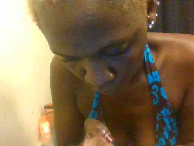 Prettymarir webcam