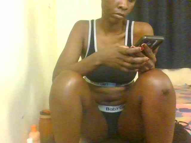 Prettymarir webcam