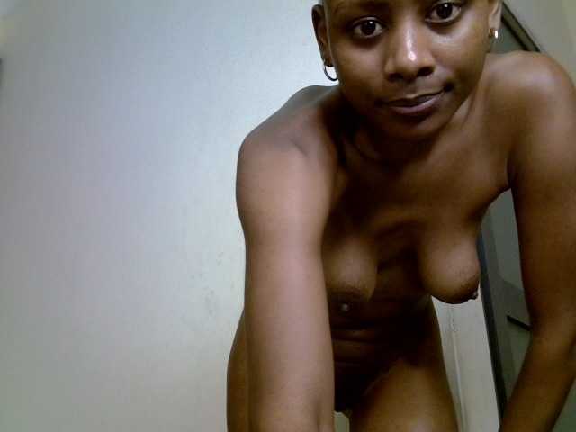 Babydvia live cam on BongaCams