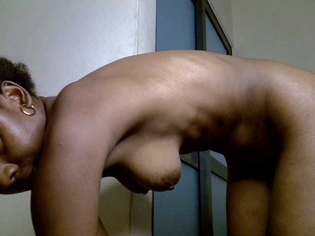 Babydvia live cam on BongaCams