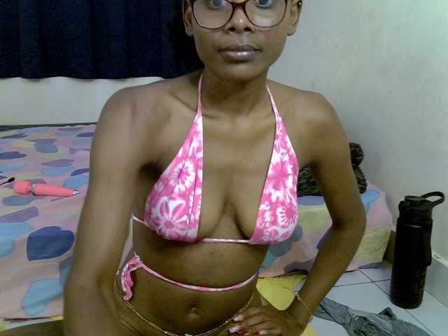 Babydvia live cam on BongaCams