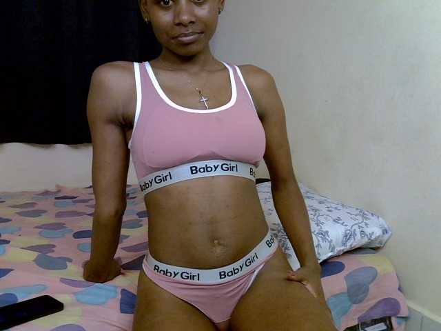 Babydvia live cam on BongaCams