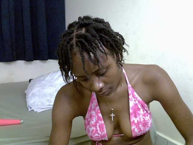 Babydvia live cam