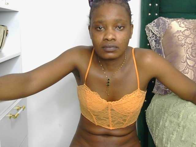 Kenyanprinces, live now on BongaCams