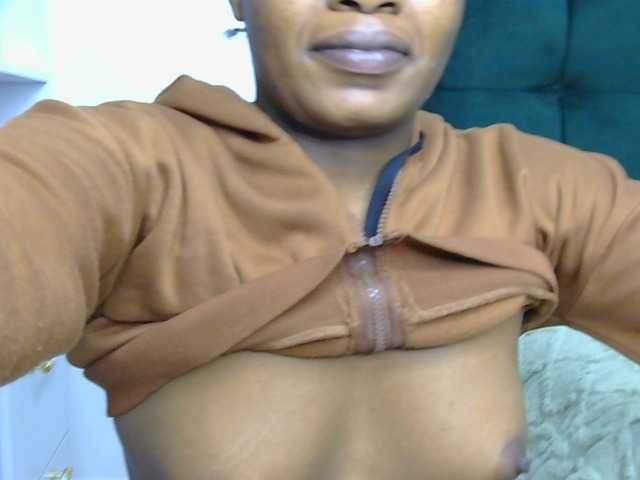 Kenyanprinces live cam on BongaCams