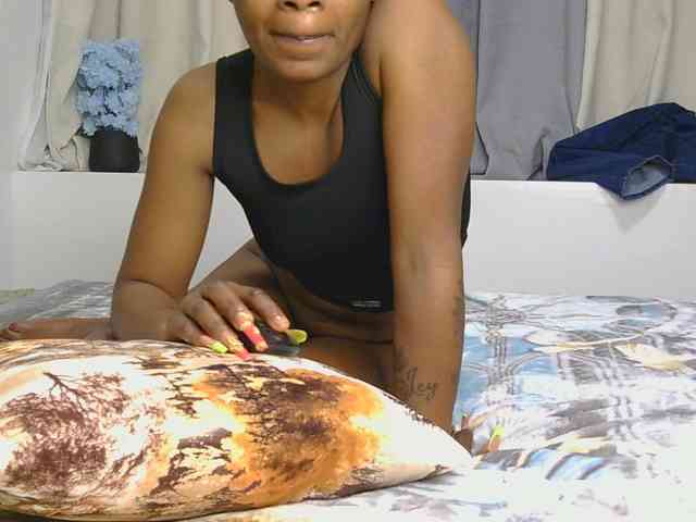 Kenyanprinces webcam