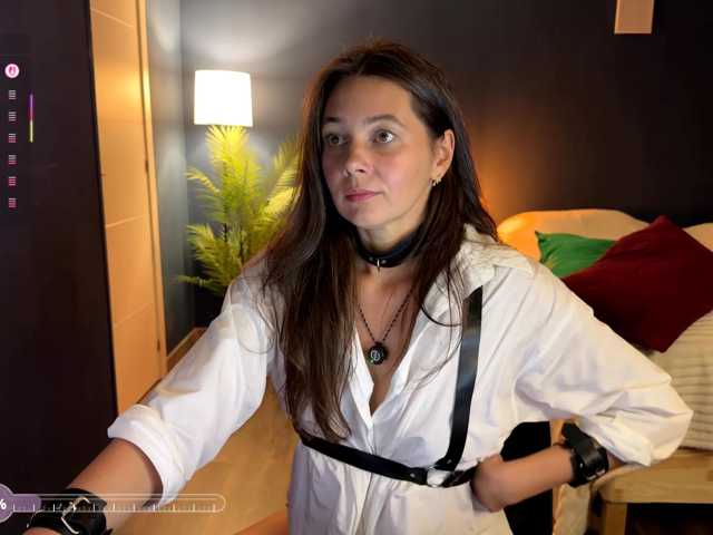 Lyanka_Sweet live cam preview