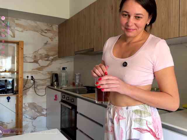 Lyanka_Sweet
