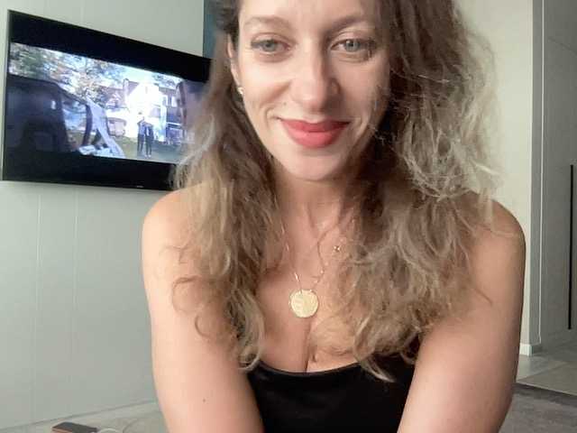ChantelleTease live cam on BongaCams