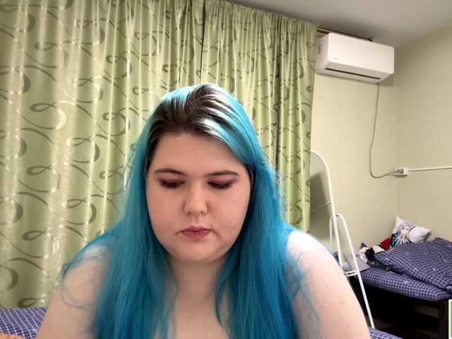YanaVerde live cam on BongaCams