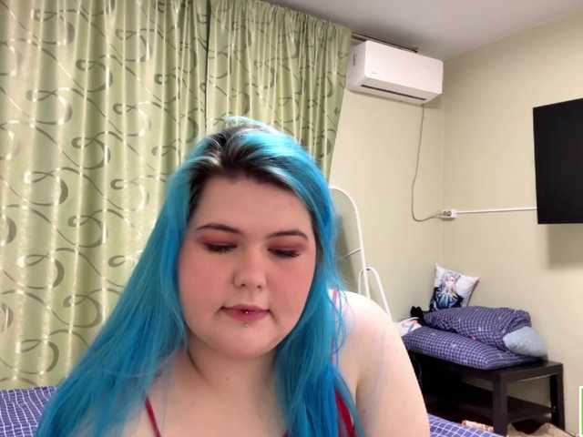 YanaVerde live cam on BongaCams