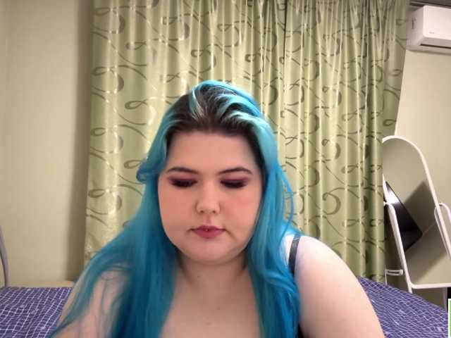 YanaVerde live cam on BongaCams