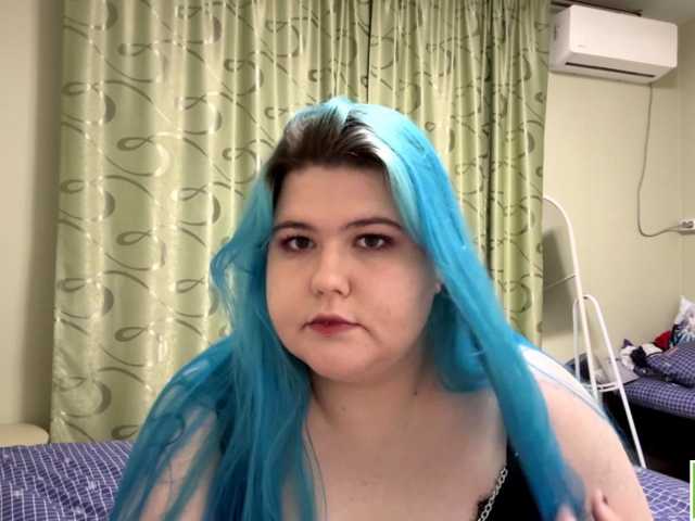 YanaVerde live cam on BongaCams
