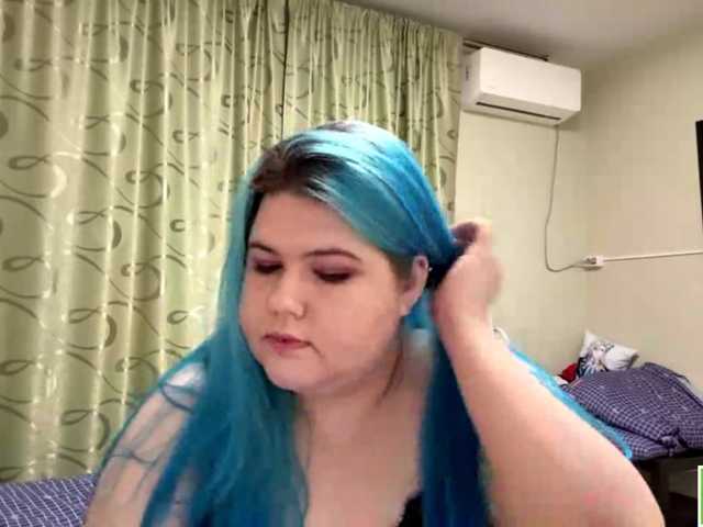 YanaVerde live cam on BongaCams