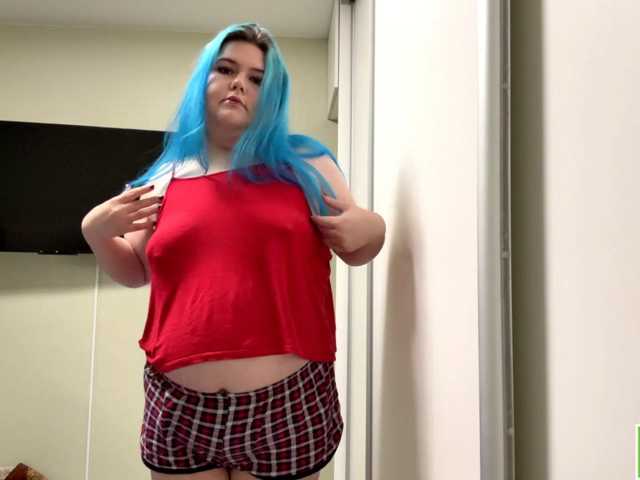 YanaVerde live cam on BongaCams
