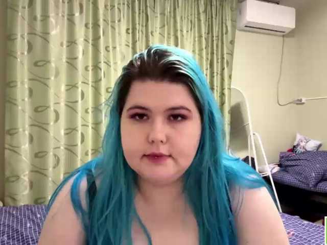 YanaVerde live cam on BongaCams