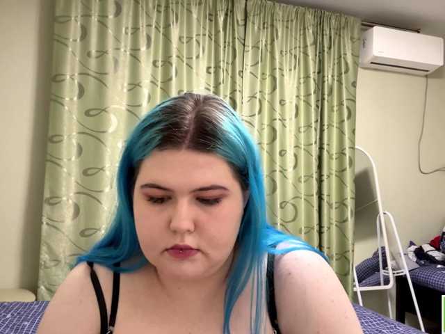 YanaVerde live cam on BongaCams