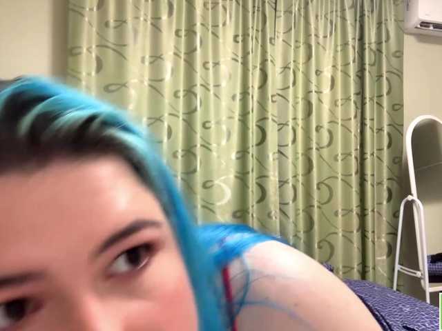YanaVerde live cam on BongaCams
