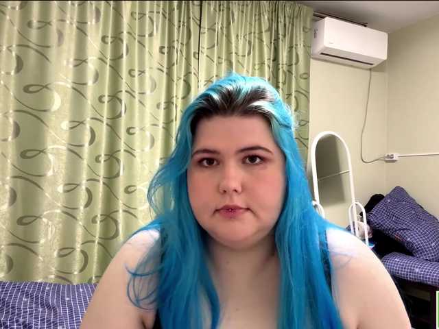 YanaVerde live cam on BongaCams