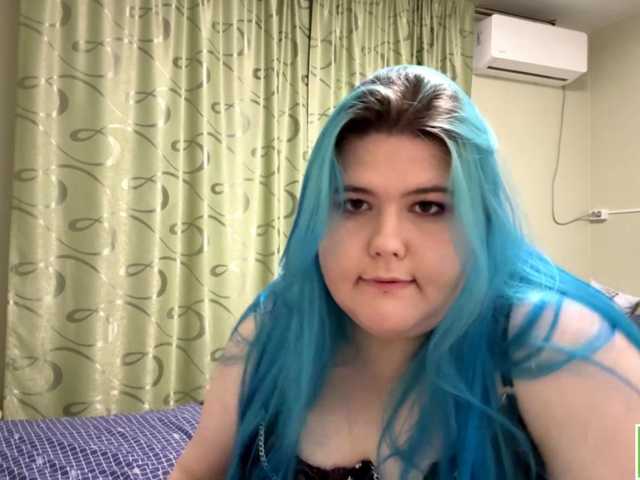 YanaVerde live cam on BongaCams