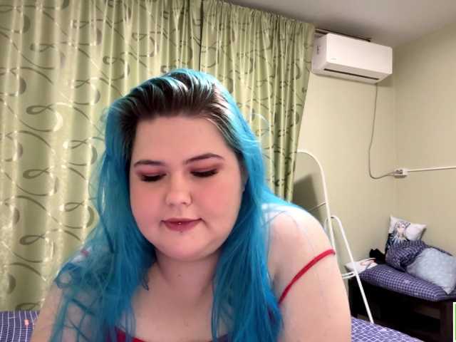 YanaVerde live cam on BongaCams