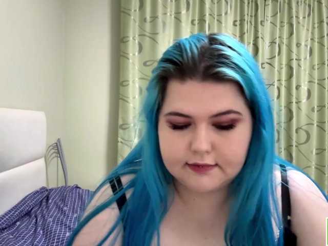 YanaVerde live cam on BongaCams