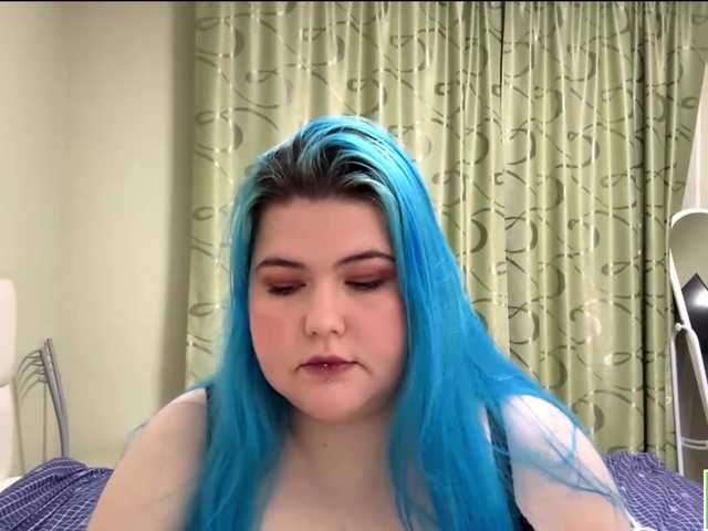 YanaVerde live cam on BongaCams