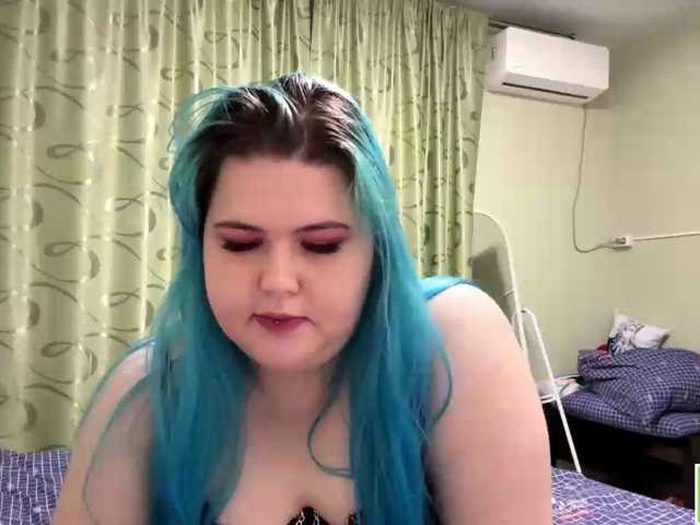 YanaVerde live cam on BongaCams