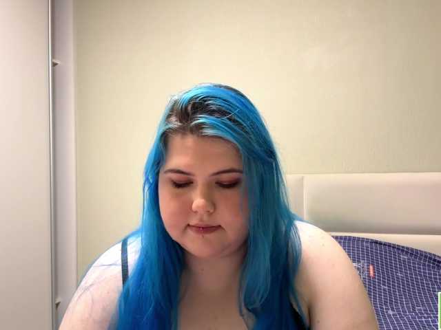 YanaVerde live cam on BongaCams