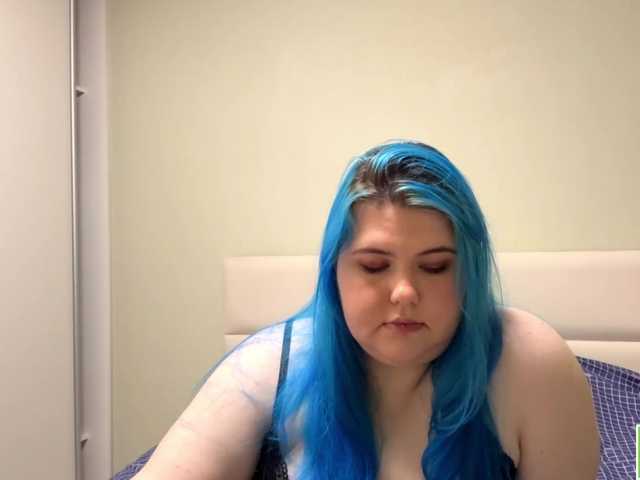 YanaVerde live cam on BongaCams