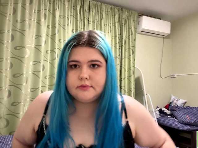 YanaVerde live cam on BongaCams