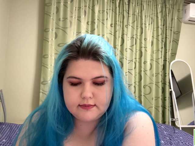 YanaVerde live cam on BongaCams