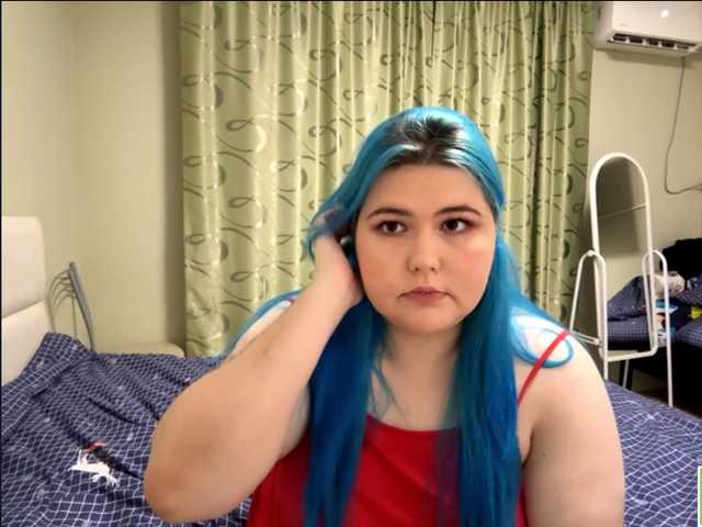 YanaVerde live cam on BongaCams