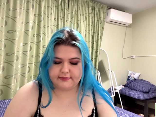 YanaVerde live cam on BongaCams