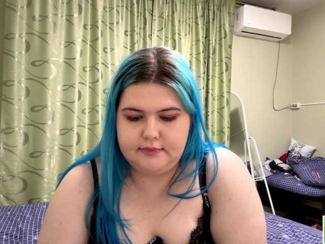 YanaVerde live cam on BongaCams