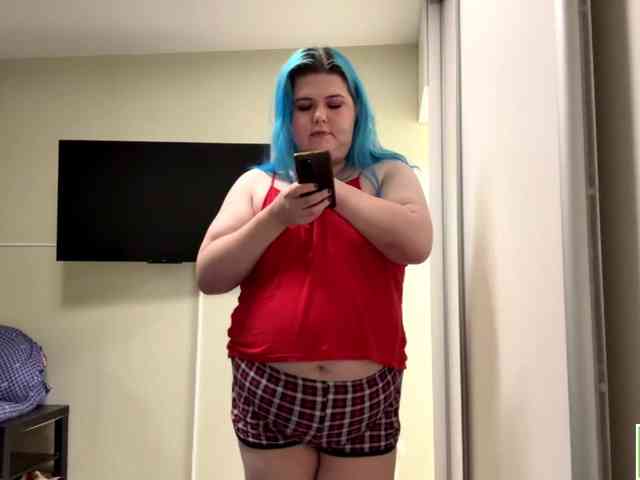 YanaVerde's webcam live show
