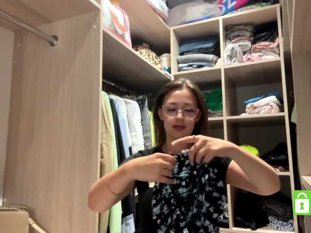FionaMiuMiu live cam on BongaCams