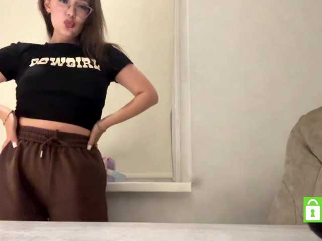 FionaMiuMiu live cam on BongaCams