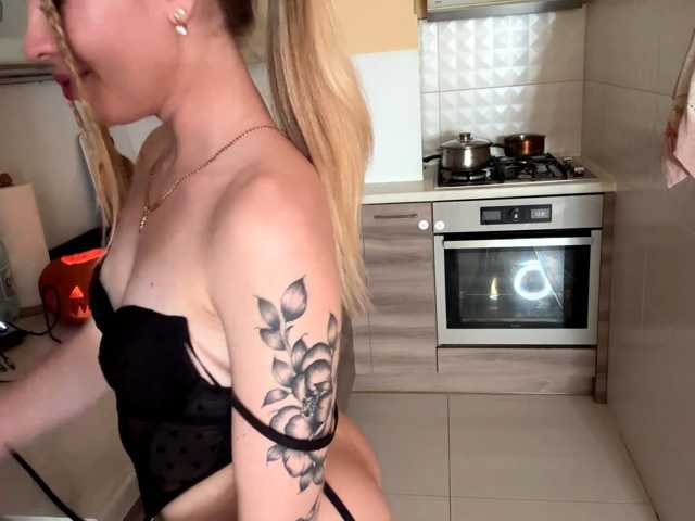 MissLuxxi live cam on BongaCams