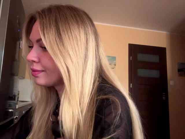MissLuxxi - Girl 