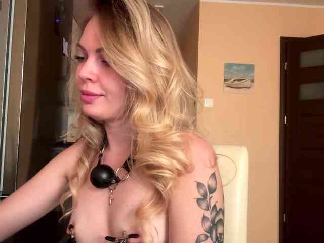 MissLuxxi MissLuxxi