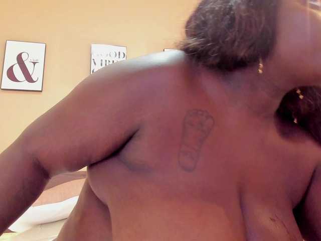 MilaBreast live cam on BongaCams
